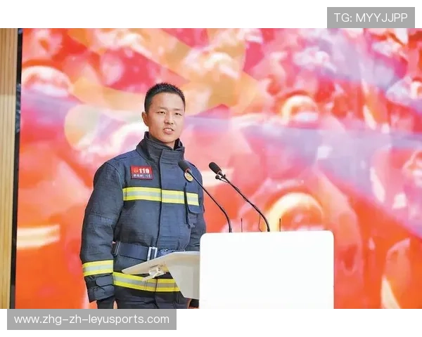 逆境中的“英雄队长”：带伤坚持，逆风翻盘，英雄队队员